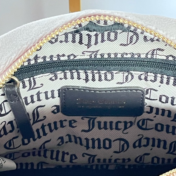 Juicy Couture Light Pink Crossbody Bag with Black Accents - Picture 5 of 13